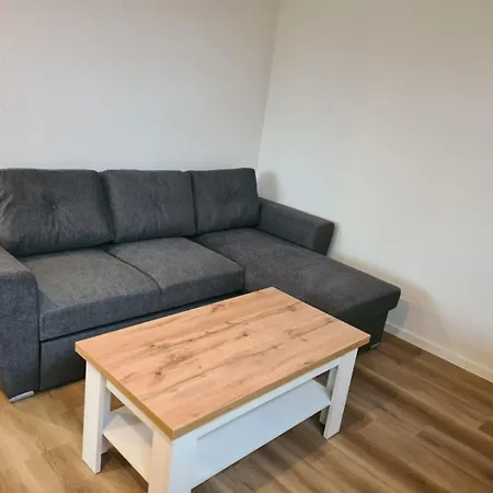 Ferienhaus-seemoewennest بيت للعطل *